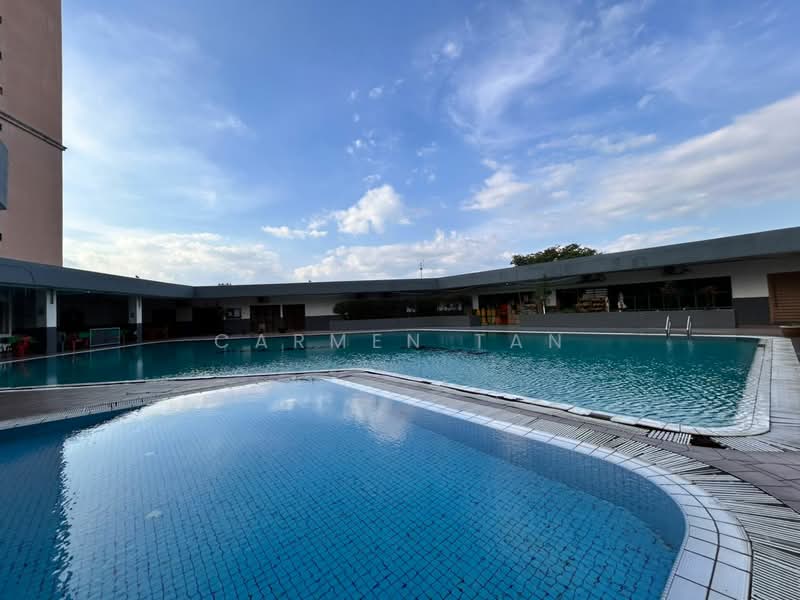 Pelangi Indah Condominium untuk Untuk Dijual - RM 289,000, Feb 2026 - Exterior - PropertyGuru.com.my