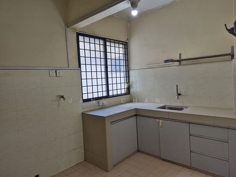 Apartment for Sale at Winner Court A - Jane Chan - Kitchen - PropertyGuru.com.my