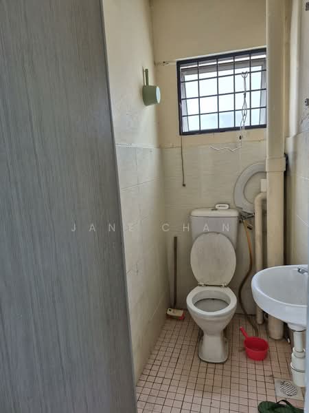 Apartment for Sale at Winner Court A - Jane Chan - Bathroom - PropertyGuru.com.my