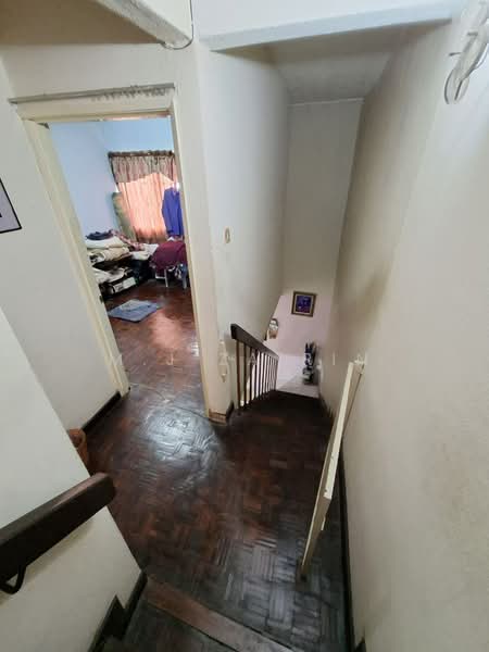 3-storey Terraced House for Sale in Taman Bukit Teratai (Ampang) - M.J Zairin - Corridor - PropertyGuru.com.my