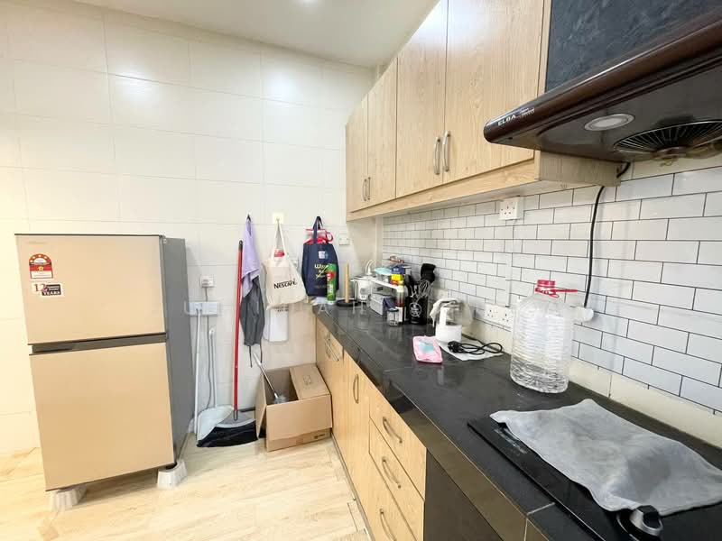 Condominium for Sale at Indah Condominium - JUMIDAH (JUE) - Kitchen - PropertyGuru.com.my