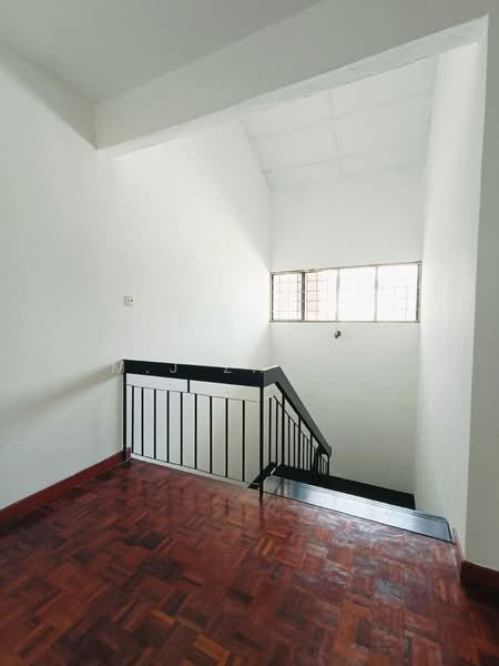 3.5-storey Terraced House for Sale in Ampang Jaya (Ampang) - M.J Zairin - Interior - PropertyGuru.com.my