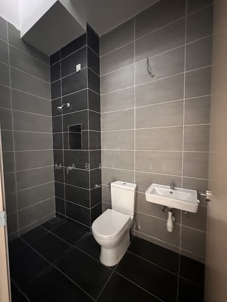Rumah Teres 2 Tingkat untuk Dijual di Johor Bahru (Johor) - Mabel Lee - Bathroom - PropertyGuru.com.my