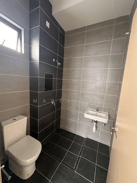 Rumah Teres 2 Tingkat untuk Dijual di Johor Bahru (Johor) - Mabel Lee - Bathroom - PropertyGuru.com.my