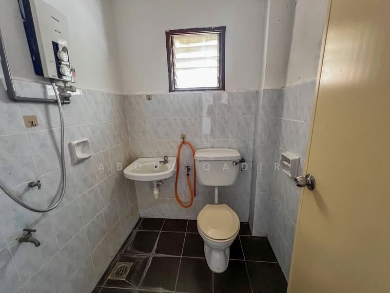 Damai Bakti untuk Untuk Dijual - RM 690,000, Feb 2026 - Bathroom - PropertyGuru.com.my