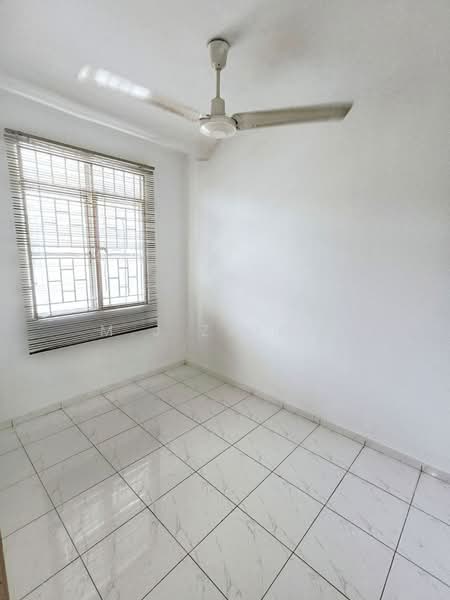 Crystal Tower (Pangsapuri Kristal) untuk Untuk Dijual - RM 350,000, Mac 2026 - Interior - PropertyGuru.com.my