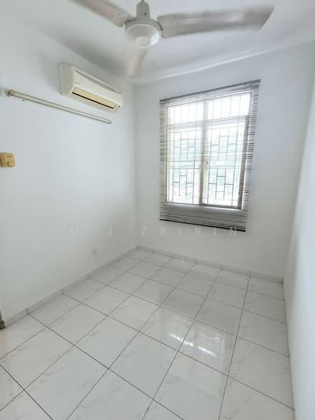 Crystal Tower (Pangsapuri Kristal) untuk Untuk Dijual - RM 350,000, Mac 2026 - Interior - PropertyGuru.com.my