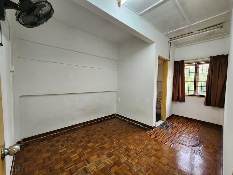 Apartment for Rent at Sri Cempaka (Puchong Jaya) - Steven Tan - Master Room View 1 - PropertyGuru.com.my