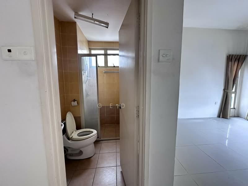 Condominium for Sale at East Lake Residence - Geo . - Bathroom - PropertyGuru.com.my