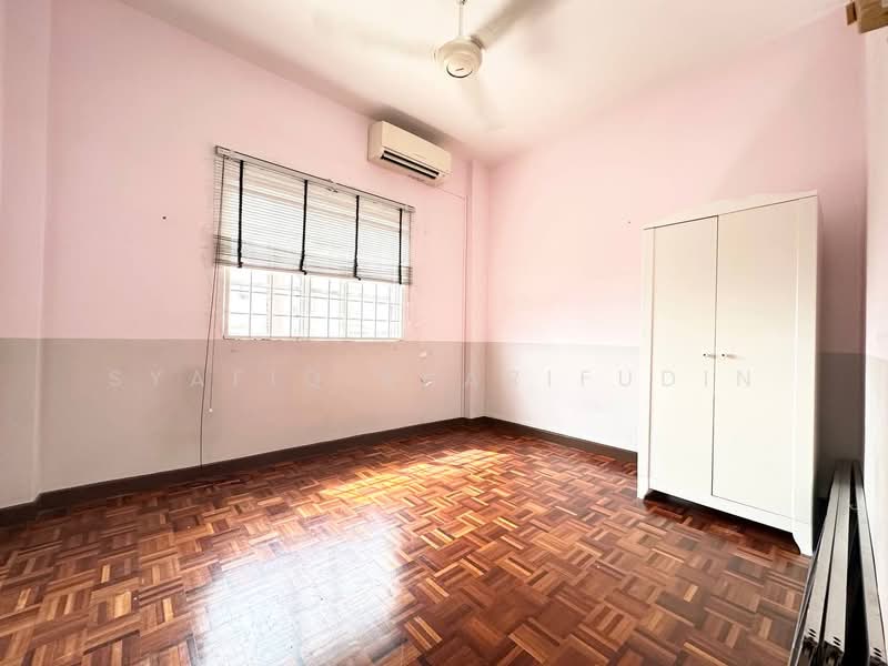 Condominium for Sale at Elaeis 2 - Syafiq Sharifudin - Bedroom - PropertyGuru.com.my