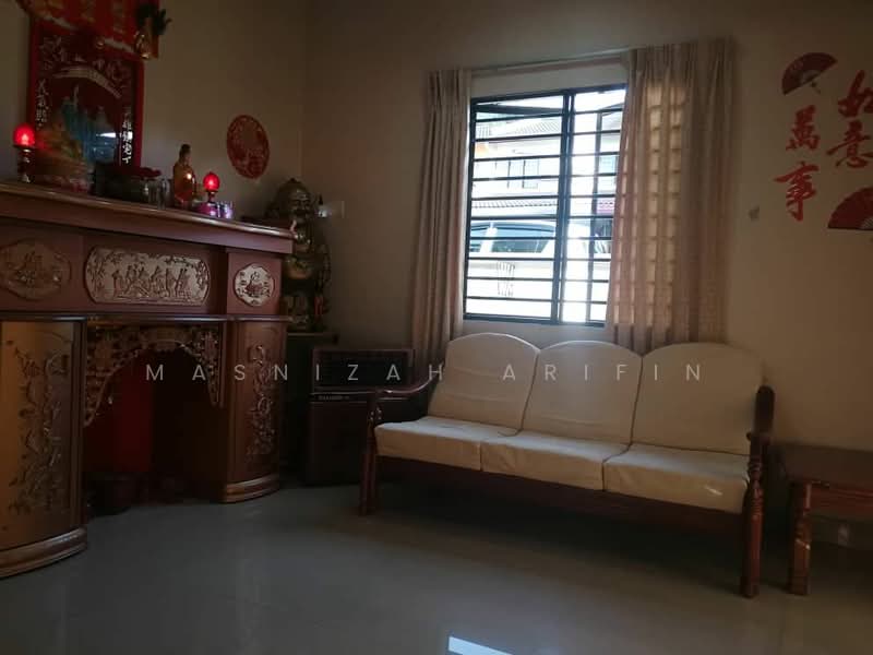2-storey Terraced House for Sale in Ampang Jaya (Ampang) - Masnizah Arifin - Living Room - PropertyGuru.com.my