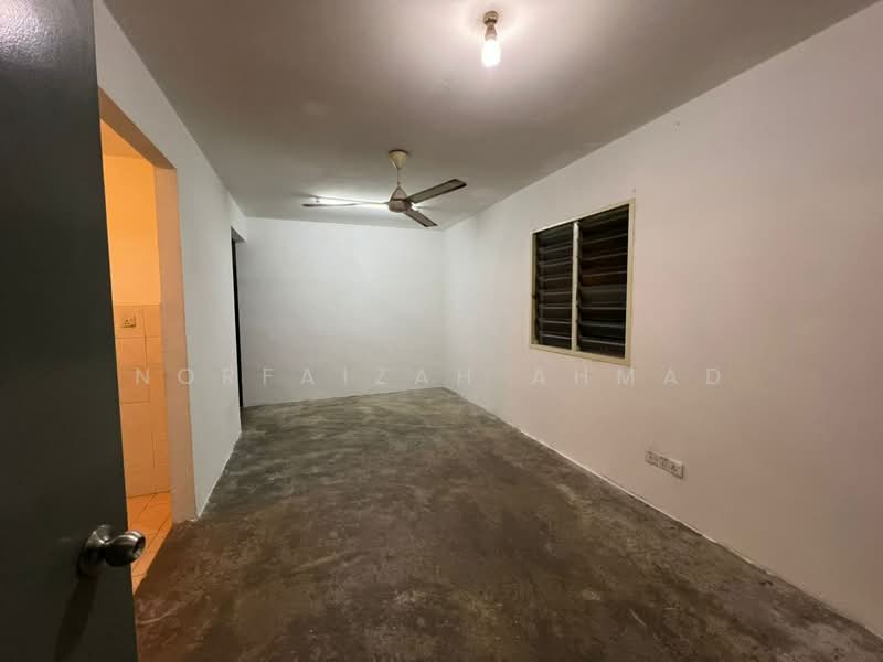 Flat for Sale at Pangsapuri Seroja - Norfaizah Ahmad - Interior - PropertyGuru.com.my