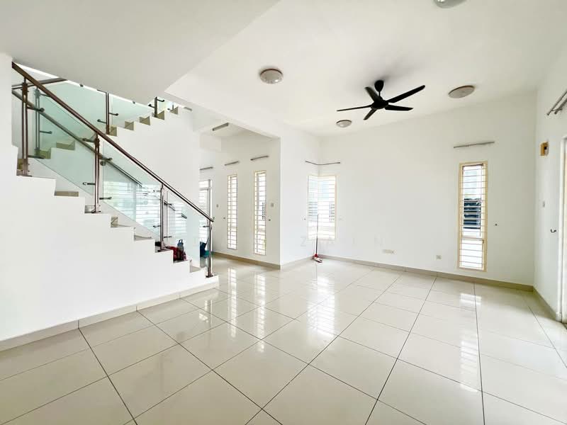 D'Kayangan untuk Untuk Dijual - RM 1,300,000, Mac 2026 - Living Room - PropertyGuru.com.my