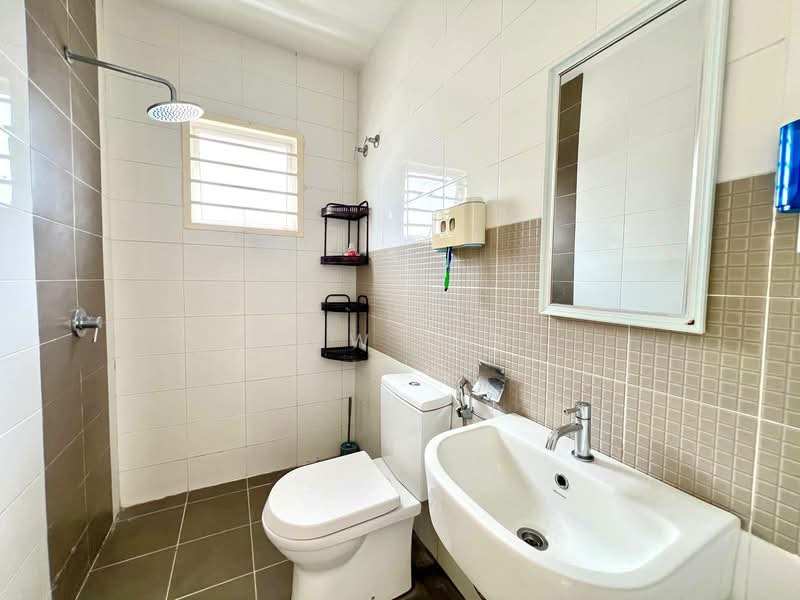 D'Kayangan untuk Untuk Dijual - RM 1,300,000, Mac 2026 - Bathroom - PropertyGuru.com.my
