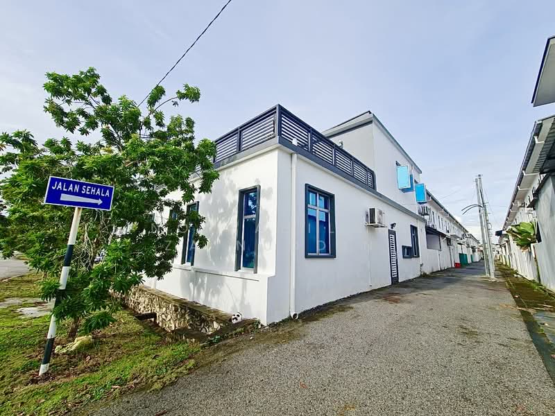 2-storey Terraced House for Sale in Puncak Alam (Selangor) - NORFADILAH ZAINUDDIN - Exterior - PropertyGuru.com.my