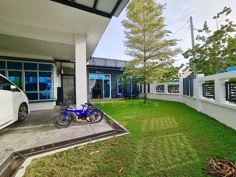 2-storey Terraced House for Sale in Puncak Alam (Selangor) - NORFADILAH ZAINUDDIN - Exterior - PropertyGuru.com.my