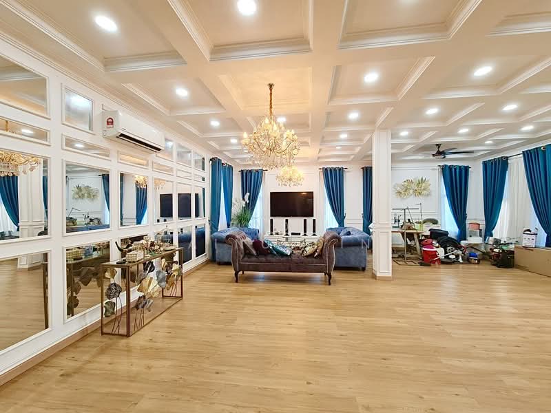 2-storey Terraced House for Sale in Puncak Alam (Selangor) - NORFADILAH ZAINUDDIN - Living Room - PropertyGuru.com.my