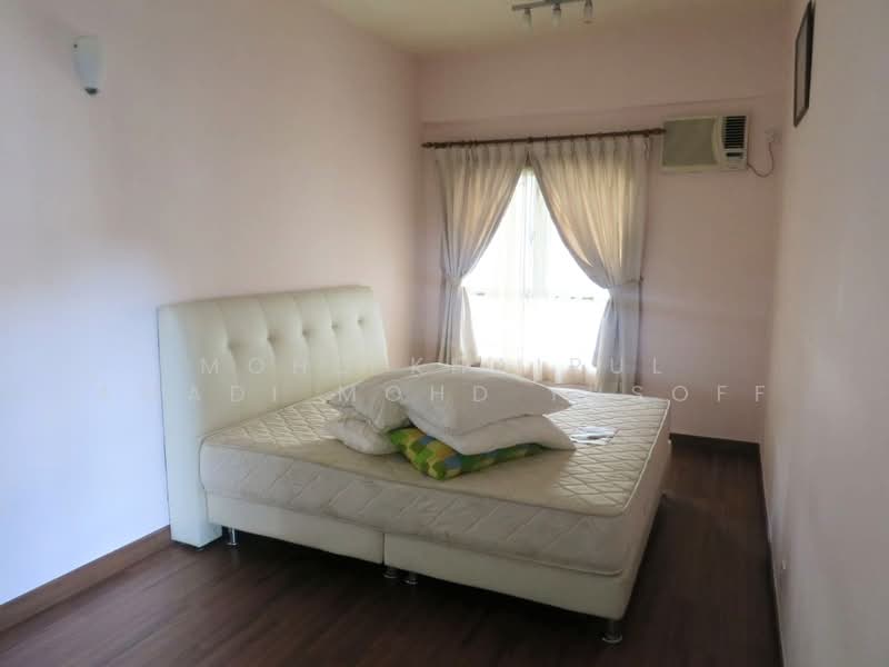 Condominium for Sale at Seri Maya Condominium - Mohd Khairul Amadi Mohd Yusoff - Bedroom - PropertyGuru.com.my