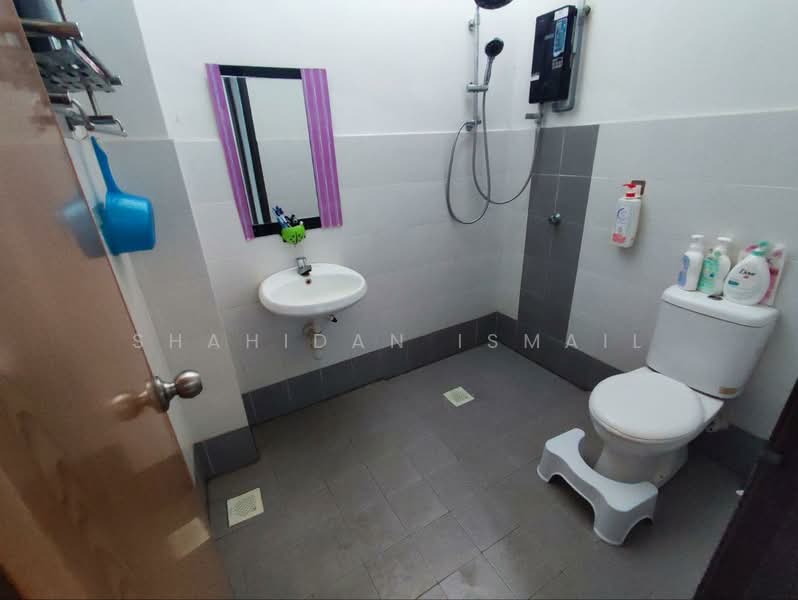 Taman Dato Hormat untuk Untuk Dijual - RM 390,000, Feb 2026 - Bathroom - PropertyGuru.com.my