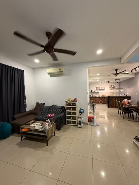Cluster House for Sale in Taman Adda Heights (Tebrau) - Simpson Poh - Living Room - PropertyGuru.com.my