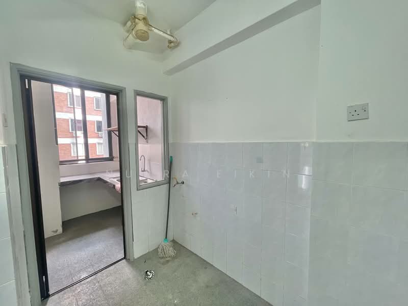 Garden Park untuk Untuk Dijual - RM 280,000, Mac 2026 - Kitchen - PropertyGuru.com.my