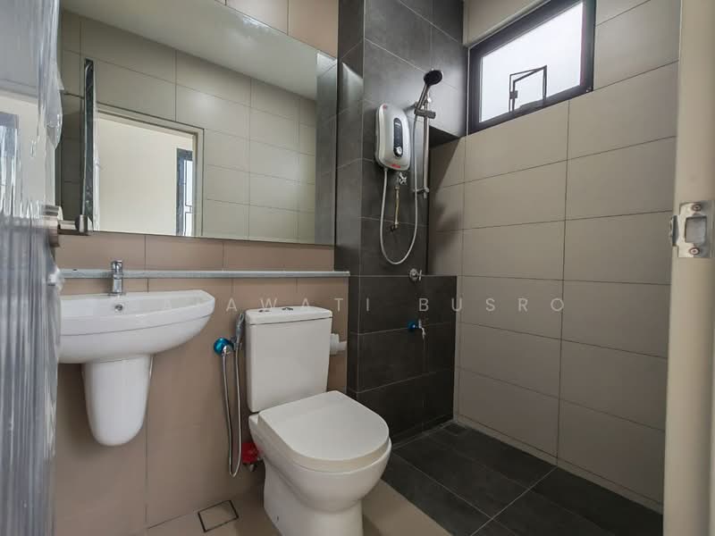 2-storey Terraced House for Sale in Elmina (Shah Alam) - Salawati Busro - Bathroom - PropertyGuru.com.my