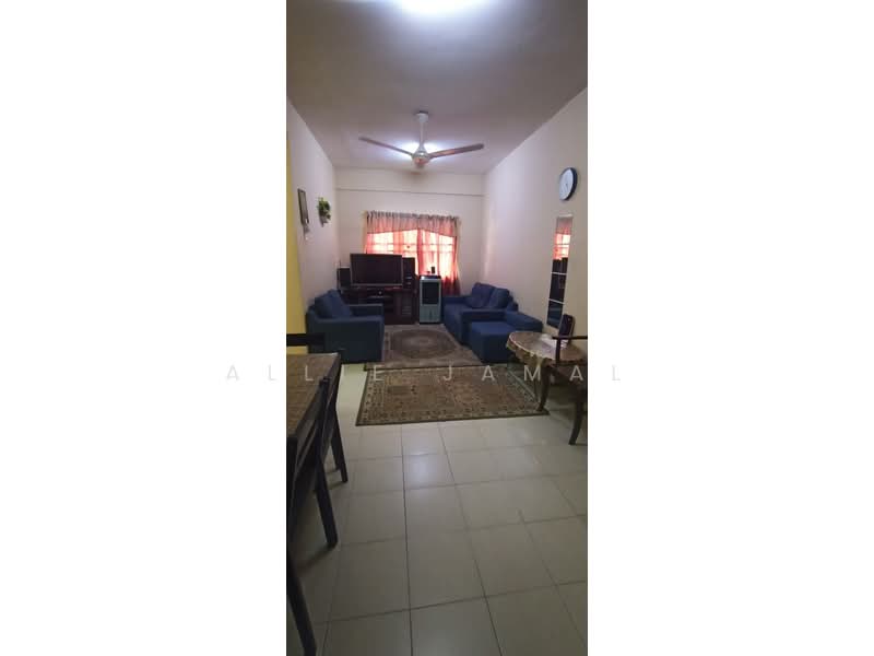 Apartment for Sale at Pangsapuri Seri Bintang - Allie Jamal - Living Room - PropertyGuru.com.my