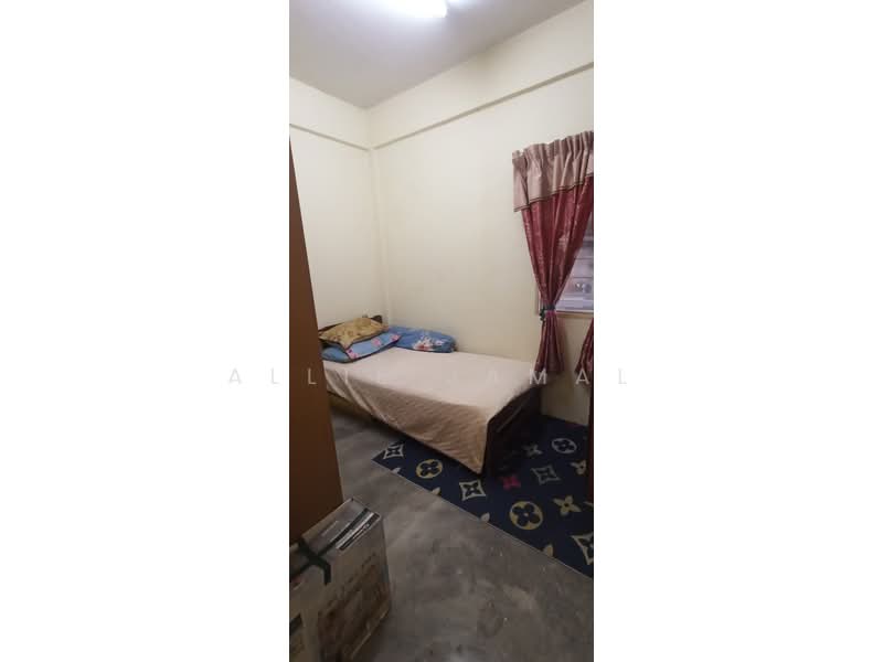 Apartment for Sale at Pangsapuri Seri Bintang - Allie Jamal - Bedroom - PropertyGuru.com.my