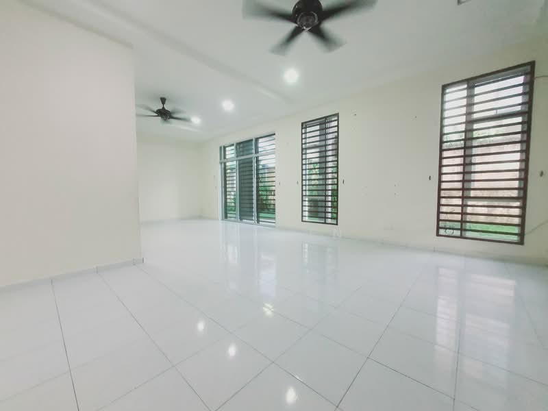 Semi-Detached House for Rent in Alor Gajah (Melaka) - CHIN FN - Living Room - PropertyGuru.com.my