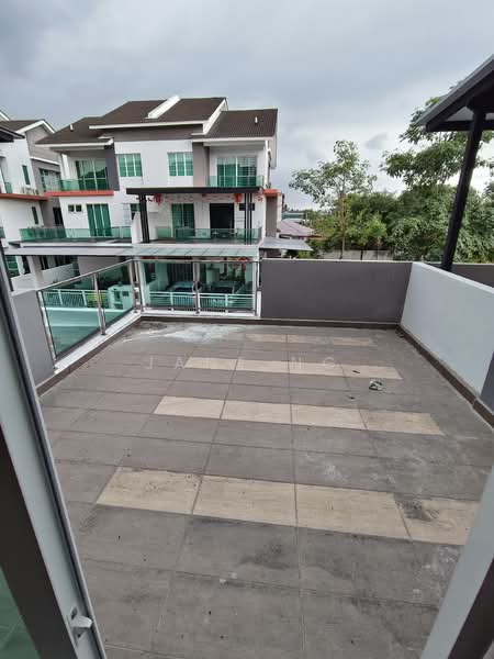 2.5-storey Terraced House for Sale in Taman Villa Permai Jaya (Bukit Mertajam) - Jane Ng - Balcony - PropertyGuru.com.my