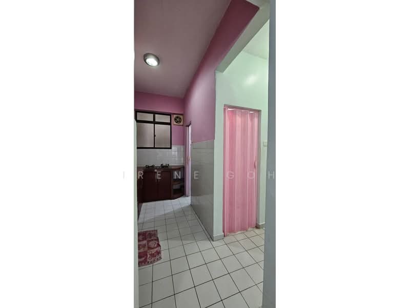 Apartment for Rent at Ferringhi Mutiara Apartment - Irene Goh - Kitchen - PropertyGuru.com.my