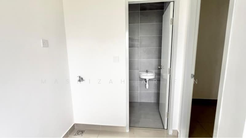 2-storey Terraced House for Sale in Cyberjaya (Selangor) - Masnizah Arifin - Bathroom - PropertyGuru.com.my