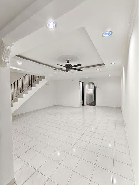 Rumah Teres untuk Dijual di Taman Pakatan Jaya (Tambun) - Steven . - Living Room - PropertyGuru.com.my