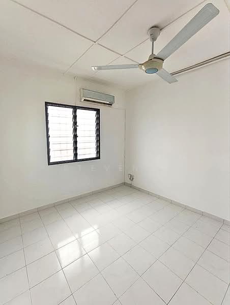 Rumah Teres untuk Dijual di Taman Pakatan Jaya (Tambun) - Steven . - Bedroom - PropertyGuru.com.my