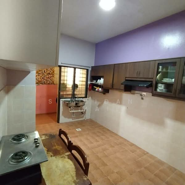 Seksyen 23 untuk Untuk Dijual - RM 650,000, Mac 2026 - Kitchen - PropertyGuru.com.my