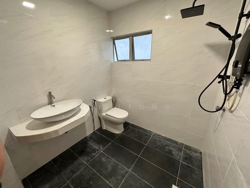 Bungalow House untuk Dijual di Bukit Damansara (Damansara Heights) - May Leong - Bathroom - PropertyGuru.com.my