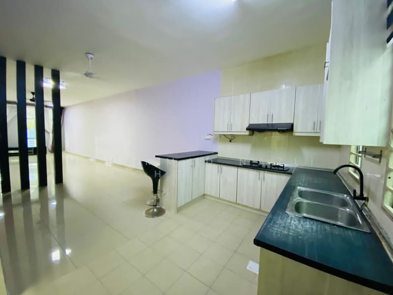 3-storey Terraced House for Rent in Kajang (Selangor) - Muhammad Nazli Mohd Amin - Kitchen - PropertyGuru.com.my