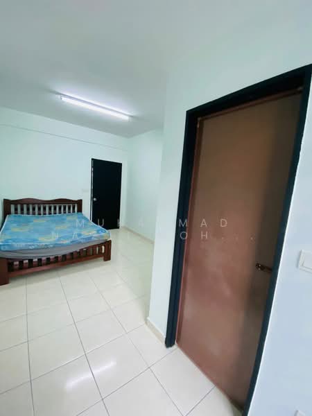 3-storey Terraced House for Rent in Kajang (Selangor) - Muhammad Nazli Mohd Amin - Bedroom - PropertyGuru.com.my