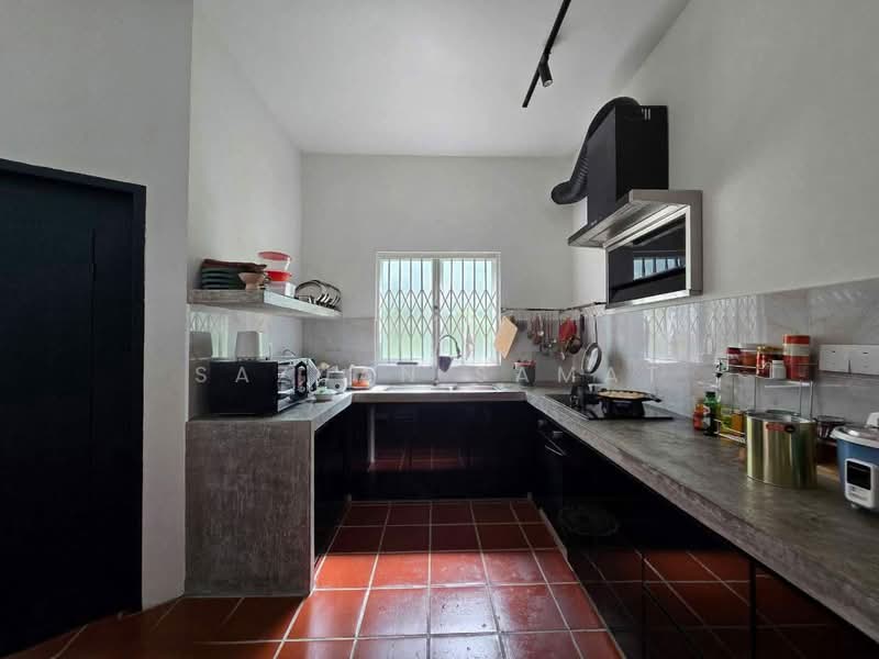 2-storey Terraced House for Sale in Alam Impian (Shah Alam) - Sazuan Samat - Kitchen - PropertyGuru.com.my