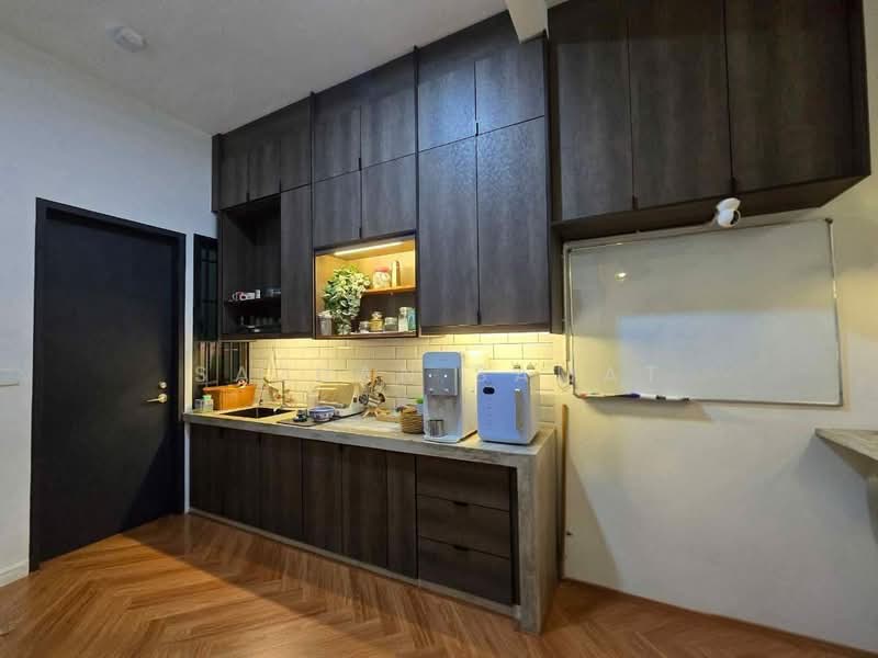 2-storey Terraced House for Sale in Alam Impian (Shah Alam) - Sazuan Samat - Kitchen - PropertyGuru.com.my
