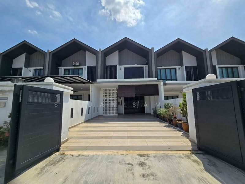 2-storey Terraced House for Sale in Alam Impian (Shah Alam) - Sazuan Samat - Exterior - PropertyGuru.com.my