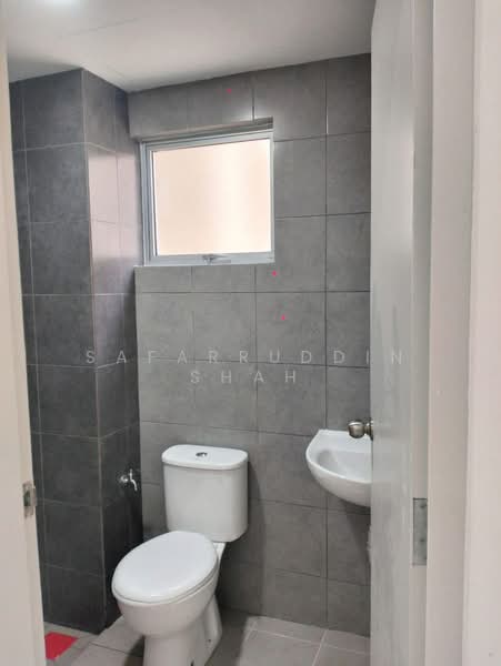 Condominium for Rent at Residensi Sateria - Safarruddin Shah - Bathroom - PropertyGuru.com.my