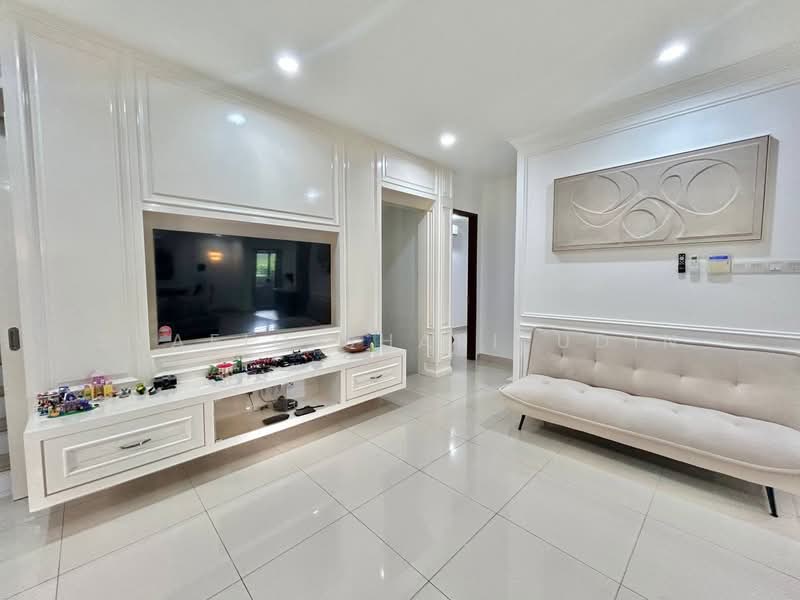 Townhouse for Sale in Shah Alam (Selangor) - Syafiq Sharifudin - Living Room - PropertyGuru.com.my