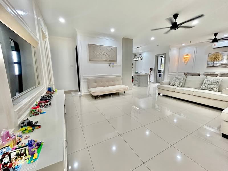 Townhouse for Sale in Shah Alam (Selangor) - Syafiq Sharifudin - Living Room - PropertyGuru.com.my
