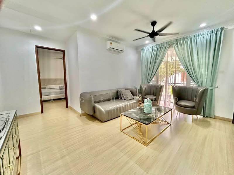 Townhouse for Sale in Shah Alam (Selangor) - Syafiq Sharifudin - Living Room - PropertyGuru.com.my