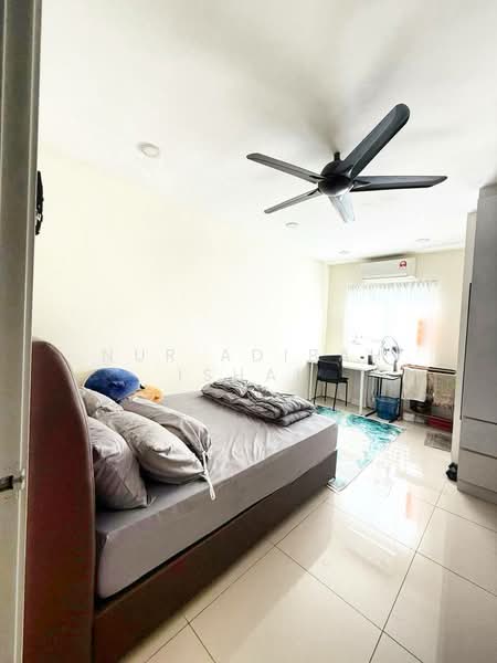 2-storey Terraced House for Sale in Taman Garing (Rawang) - Nur Adibah Ishak - Bedroom - PropertyGuru.com.my