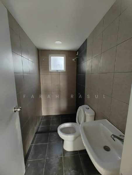 Residensi Dutamas Dahlia untuk Untuk Disewa - RM 2,500 /bulan, Feb 2026 - Bathroom - PropertyGuru.com.my