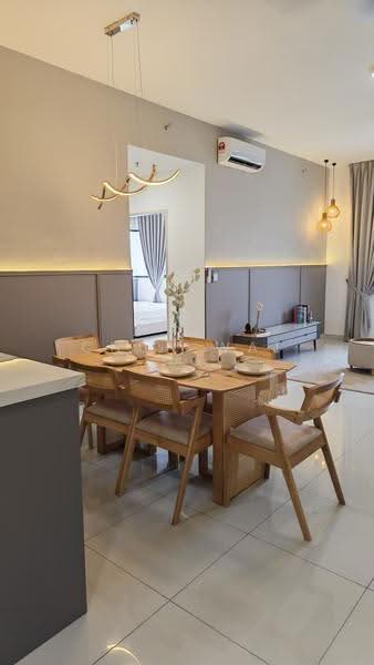 Kediaman Servis untuk Disewa di Nexus Taman Pertama - Chun Wai Ho - Dining Room - PropertyGuru.com.my