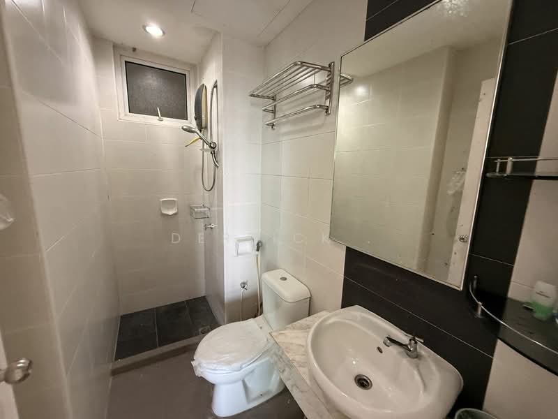 Summer Place untuk Untuk Disewa - RM 2,500 /bulan, Mac 2026 - Bathroom - PropertyGuru.com.my