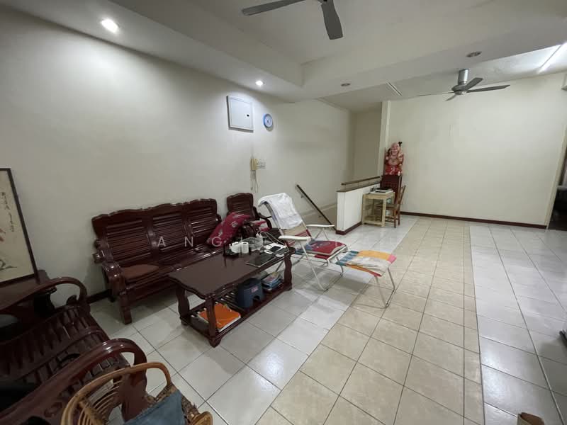 Townhouse for Sale in Sunway Damansara (Kota Damansara) - Angie Chai - Living Room - PropertyGuru.com.my
